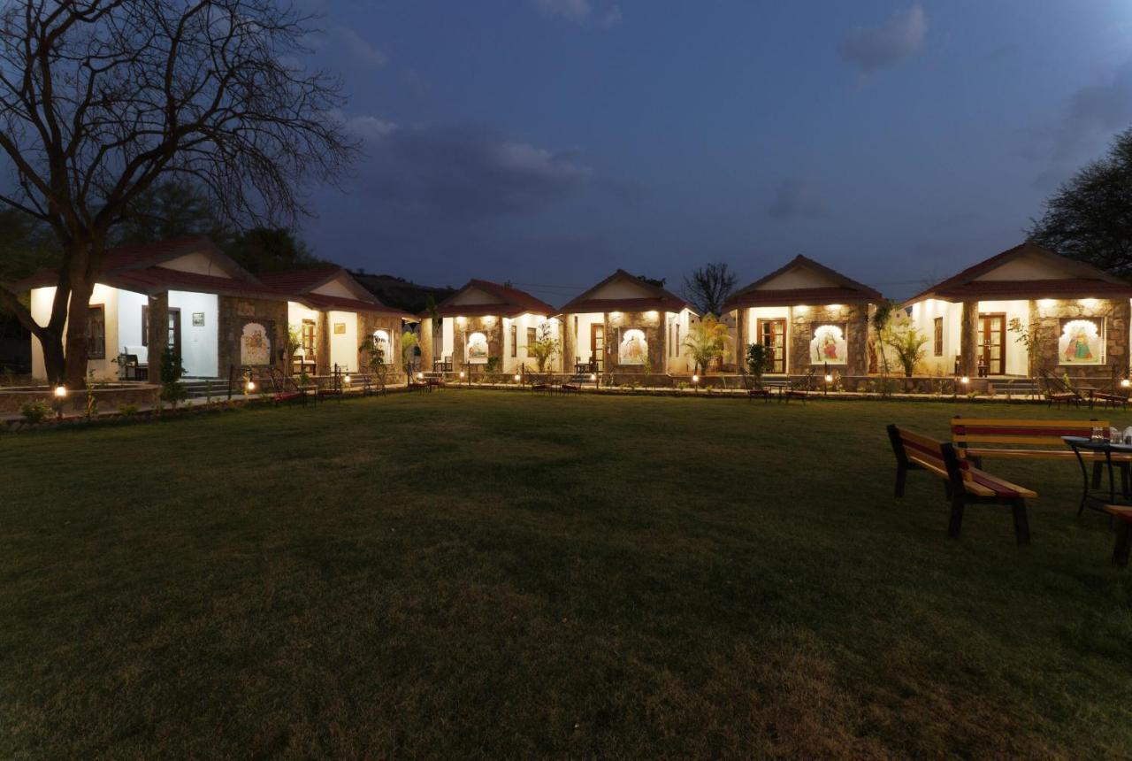 Keshav Resort Udaipur Exterior foto
