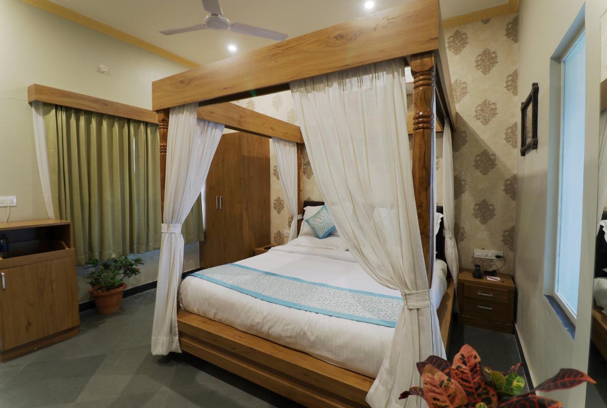 Keshav Resort Udaipur Exterior foto